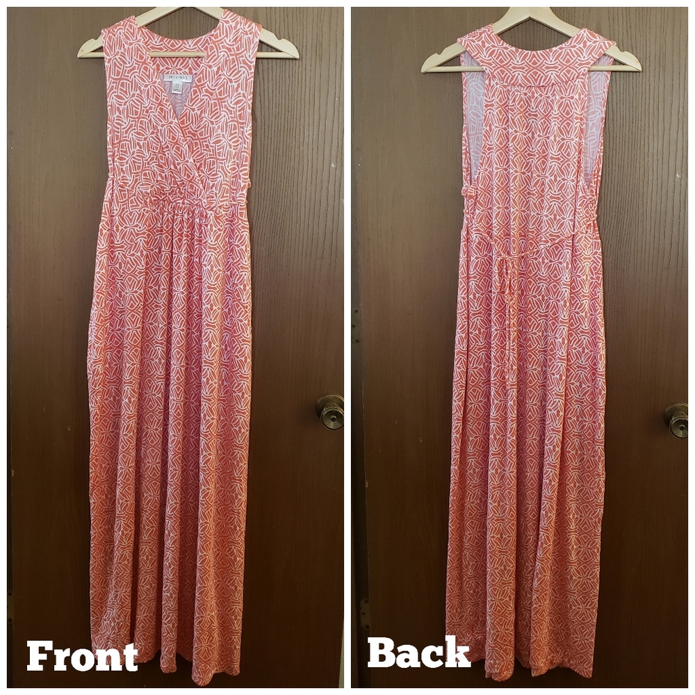 Sleeveless Motherhood Maternity dress